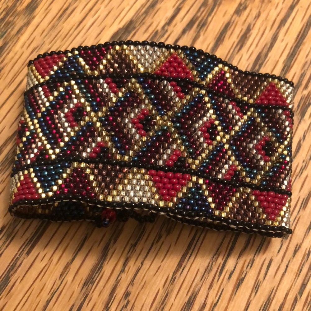 Beaded Indian bracelet, handmade closure. Fits small wrist ( about 6 to 6.5”)